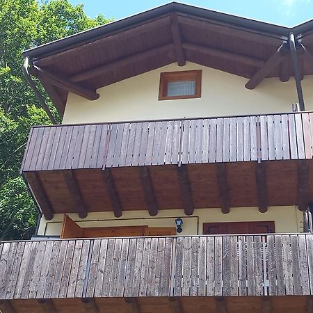 Casa Tata -Appartamento Vista Mozzafiato Lizzola Alta Buitenkant foto