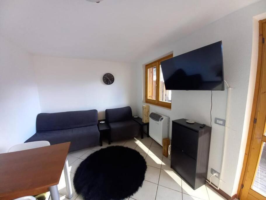 Casa Tata -Appartamento Vista Mozzafiato Lizzola Alta Buitenkant foto
